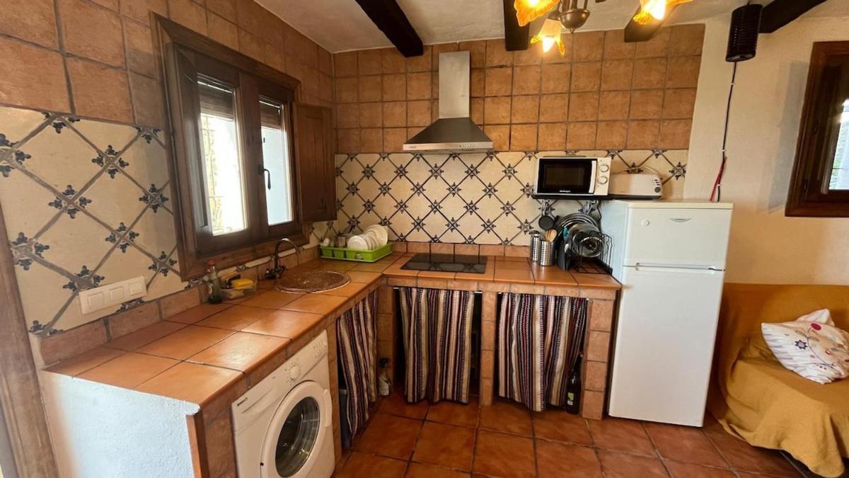 Acogedora Casa En Pampaneira Villa Luaran gambar